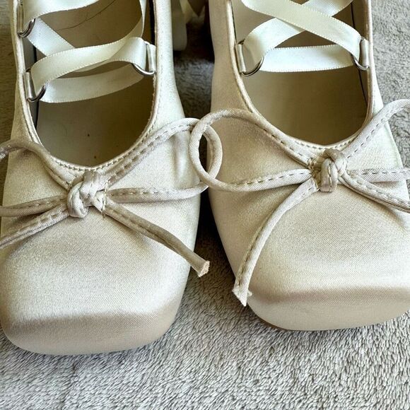 NWOT Cider Ballet Satin Bow Mary Jane Heels - Picture 3 of 16